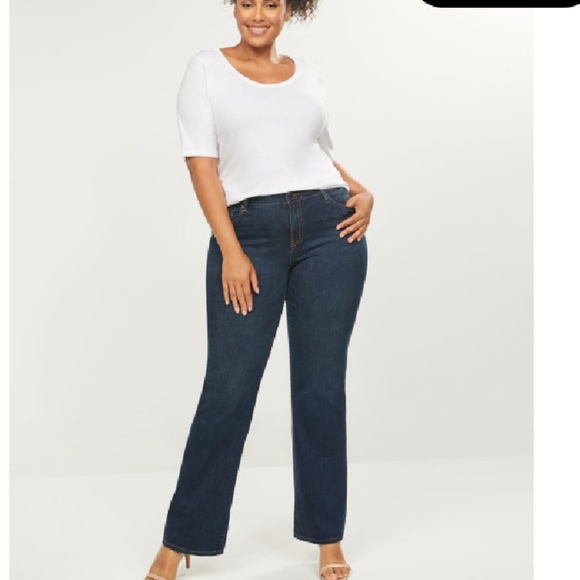 Avenue Blues wide legs bootcut Jeans - Picture 3 of 13